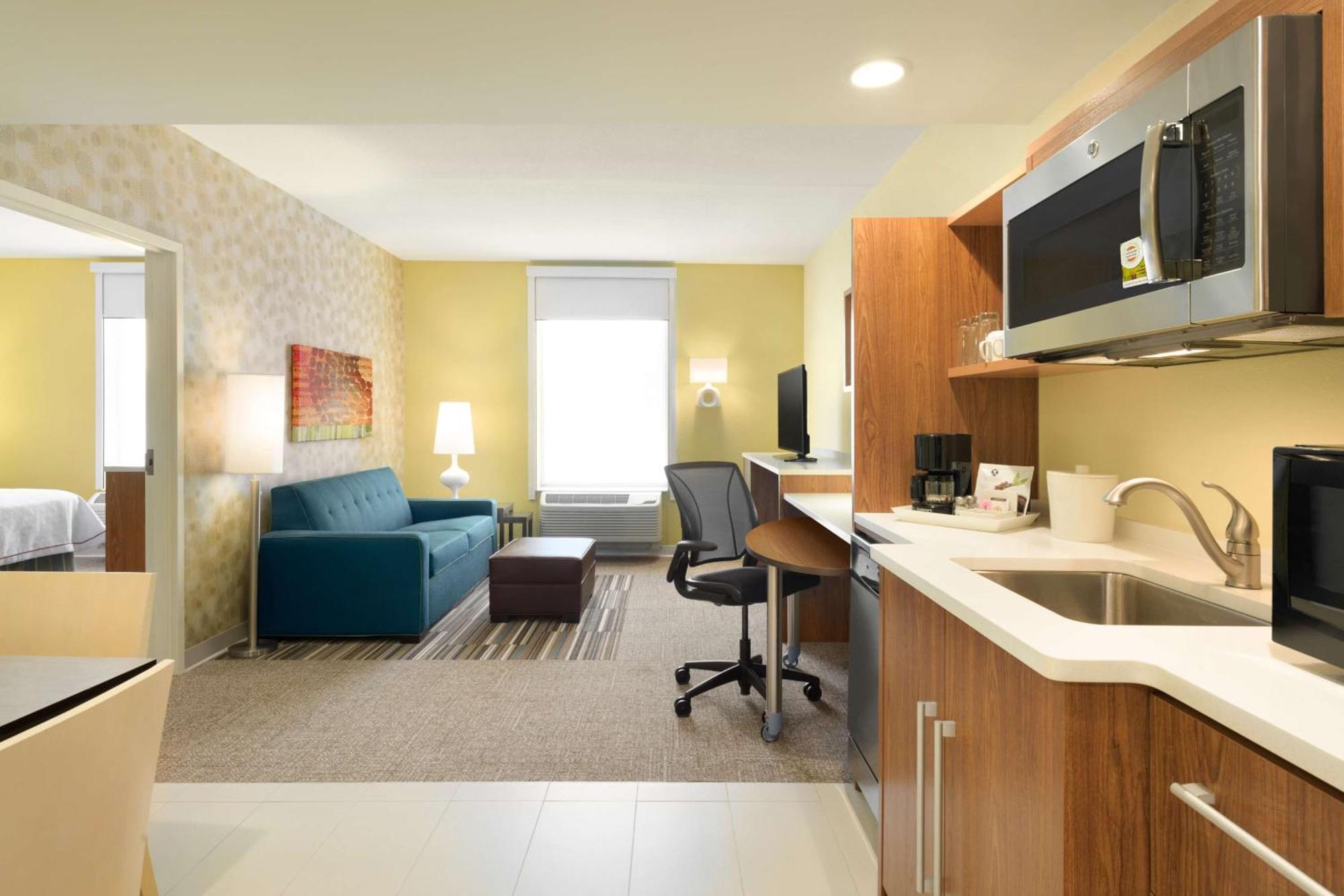 Home2 Suites By Hilton Middleburg Heights Cleveland Exterior photo